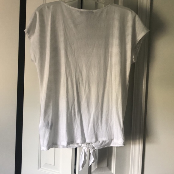 New INC top - Picture 2 of 4